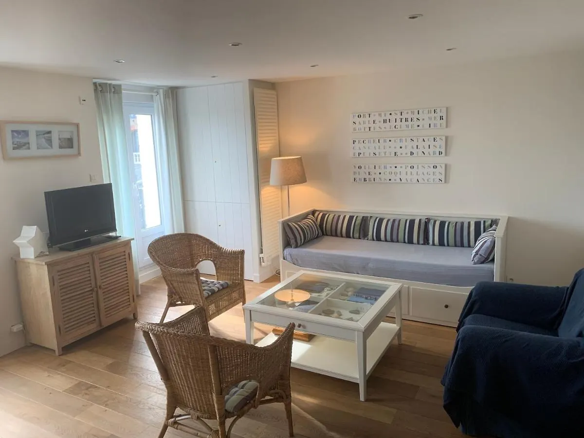Vue Sur Mer Apartment Cancale