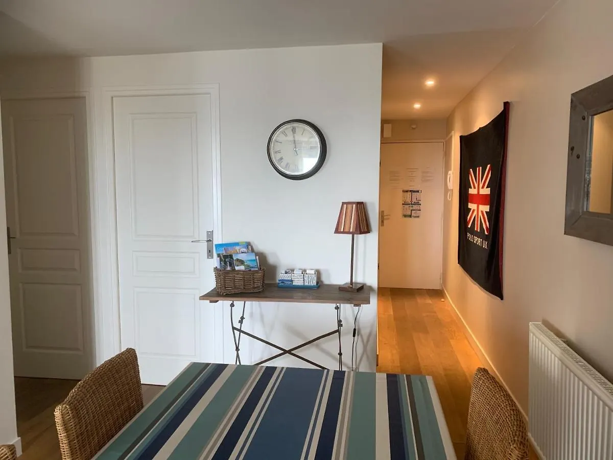 Vue Sur Mer Apartment Cancale