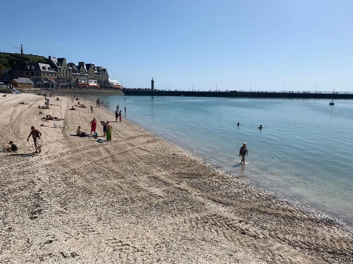 Vue Sur Mer Apartment Cancale France
